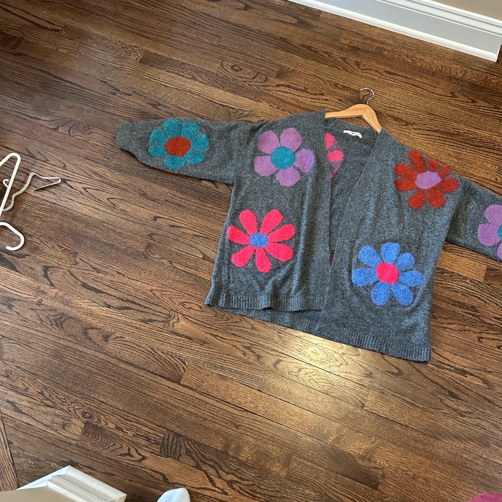 NATURAL LIFE Colorful Floral Gray Cardigan - Picture 6 of 9